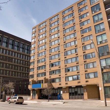 Toronto Metropolitan University-International Living Learning Residence Exteriör bild